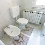 Zen Retreat Per Coppie Con Jacuzzi - Dehor E Garage Privato - Check In Automatico 24 7 カザーレ・モンフェッラート