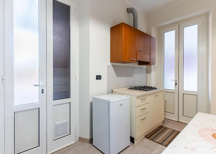Zen Retreat Per Coppie Con Jacuzzi - Dehor E Garage Privato - Check In Automatico 24 7 *
